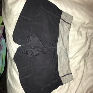 lululemon shorts size 4